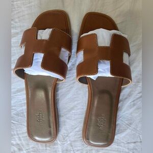 NEW Hermes Gold Oran Sandals